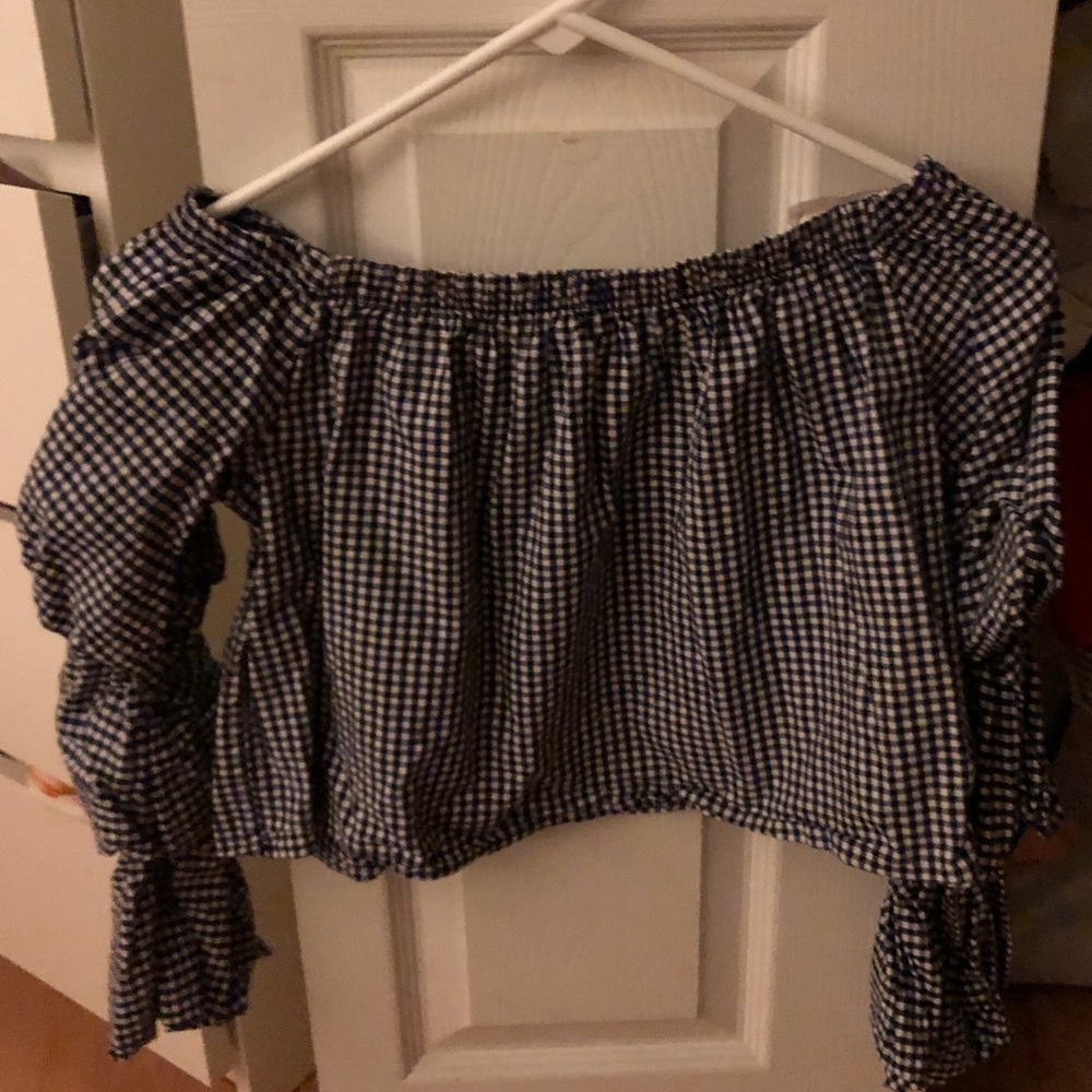 Cute crop top!1